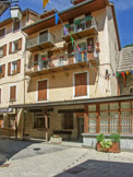 Ancien hôtel des Alpes.