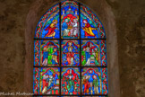 <center>La co-cathédrale Saint-Jérôme </center>Chapelle de la Vierge. Le vitrail figure l'arbre de Jessé (1855). De bas en haut : Salomon, à gauche la présentation au temple de Marie, à droite, l'Annonciation. La Vierge et Jésus, à gauche, la rencontre à la porte Dorée, à droite, la naissance de Jésus. En haut, le Couronnement de la Vierge entouré de deux anges.