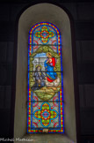 <center>Thorame Haute.</center>L’église paroissiale. Apparition du Christ à Marguerite-Marie Alacoque, inspiratrice du culte du Sacré-Cœur de Jésus. Les vitraux sont de la maison Gesta, à Toulouse.