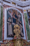 <center>Péone</center>Eglise Saint Arige et Saint Vincent de Saragosse. Autel du Rosaire avec Dominique et Catherine.