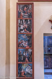 <center>Péone</center>Eglise Saint Arige et Saint Vincent de Saragosse. Mystères joyeux. De bas en haut : L'Annonciation de l'ange Gabriel à la vierge Marie ; La Visitation de Marie à sa cousine Elisabeth ; La Naissance de Jésus ; La Présentation de Jésus au Temple ; Le Recouvrement de Jésus au Temple.