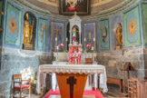 <center> Eglise de Saint-Martin-d'Entraunes </center> L'abside. Saint Martin et saint Joseph.