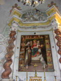 <center>Piene</center> Église Saint-Marc. Retable de la chapelle du Rosaire avec le tableau représentant l'Institution et mystères du Rosaire datant de 1715