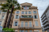 <center>Villa Prat. </center>Ce bâtiment constitue l'une des deux maisons édifiées côte à côte par Antoine Robioni et destinées vraisemblablement à de la location saisonnière. La villa Prat demeure seule aujourd