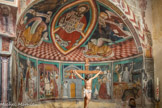 Auron. Chapelle Saint Erige dite d'Ariez <br> Chapelle Saint Erige. En haut le Christ entouré du Tétramorphe (représentation des quatre évangélistes sous leurs formes allégoriques, un ange pour Saint Matthieu, l’aigle pour Saint Jean, le taureau pour Saint Luc et le lion pour Saint Marc).