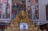 <center>Eglise Saint-Jacques-le-Majeur.</center>Mobilier d'autel (tabernacle, exposition, trois paires de chandeliers, une croix d'autel, deux chandeliers autour de l'autel), bois polychrome et doré, 18e siècle. Deux vertus théologales, en haut-relief : la Foi et l'Espérance. Quatre angelots.