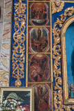 <center>Villars-sur-Var</center> les Mystères glorieux, de bas en haut : l’Ascension. La Pentecôte. La Résurrection. L’Assomption de la Vierge Marie et son couronnement.