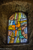 <center>Chapelle Sainte-Anne </center>Les vitraux sont de 1978, par l'atelier Balayn établi à Castelnau-le-Lez et Loriol.