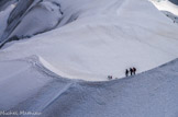 <center>Du Plan de l'Aiguille (altitude 2317 m) à l'Aiguille du Midi (altitude 3777 m).</center>