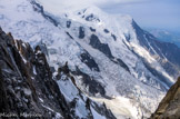 <center>Du Plan de l'Aiguille (altitude 2317 m) à l'Aiguille du Midi (altitude 3777 m).</center>Mont Blanc.