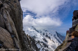 <center>Du Plan de l'Aiguille (altitude 2317 m) à l'Aiguille du Midi (altitude 3777 m).</center>Mont Blanc.