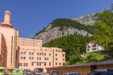 <center>Sanatorium Martel de Janville</center>Qu'ils soient reconvertis en centres médicaux, sites de vacances ou appartements, les anciens sanatoriums illustrent le génie de l'architecture du XXe siècle, une nouvelle esthétique de l'habitat, des formes inédites, épurées et sans artifices. Ouverts sur l'air, la lumière et l'environnement, ils ont eu une influence considérable sur l'habitat.