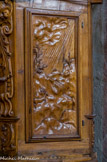 <center>Église paroissiale Saint-Pierre-et-Saint-Paul de Passy</center>Buffet baptismal. Le panneau latéral droit présente un cerf qui paît sur la rive d’un torrent.