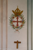 <center>Notre-Dame de la Gorge</center>Les Croix de Consécration reproduisent les Armes de la Maison de Savoie.