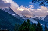 <center>Chamonix</center>Aiguille du Midi et Mont Blanc.