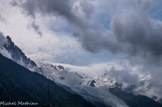 <center>Chamonix</center>Aiguille du Midi et Mont Blanc.