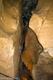 <center>Grotte supérieure des Echelles. </center>