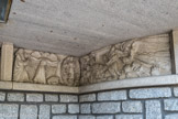 <center>Saint-Gervais-les-Bains : Eglise Notre-Dame-des-Alpes au Fayet.</center> Les sculptures extérieures sur la façade de l'église sont de François Baud.