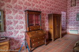 <center>Conflans : Château de Manuel de Locatel.</center> Salon rose ou boudoir.