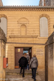 <center>Jouques.</center> Musée d'histoire locale. Ancienne chapelle Saint Jean, XVIIe siècle. Le musée a vu le jour il y a plus de 20 ans, dans l’ancienne chapelle Saint-Jean, autrefois lieu de culte des Pénitents Blancs. En 1985, la municipalité a mis ce lieu à disposition de l’Association ” les Amis de Jouques” pour créer le musée rural et d’histoire locale.