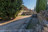 <center><center>Vaison-la-Romaine : le site de Puymin. </center></center>Entrée de service de la Maison à l’Apollon lauré.