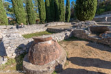 <center><center>Vaison-la-Romaine : le site de Puymin. </center></center>La maison à la tonnelle. La  cuisine : le dolium et le  four à pain.