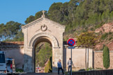 <center>Les Arcs sur Argens.</center>Entrée du cimetière.