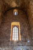 <center>Les Arcs sur Argens : La chapelle Saint Pierre.</center>L'ancienne entrée. de la chapelle, qui est maintenant une fenêtre. On a donc creusé le sol pour élever la hauteur de 2 m.