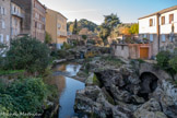 <center>Trans-en-Provence.</center>Le pont Vieux dit médiéval sur la Nartuby.