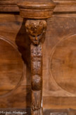 <center>La chapelle Sainte Roseline.</center>Stalles. Bois de noyer et de merisier sculpté. 1658.