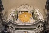 <center>Eglise abbatiale de St Pons</center>Colombe du saint Esprit dans une gloire.