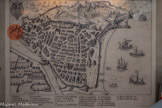 <center>La Crypte archéologique. </center>En haut, à droite, le château et la citadelle. A gauche, en rouge, l'endroit où nous sommes, l'ancienne porte de Pairolière. La Crypte est une salle souterraine de 2 000 m² située sous le boulevard Jean-Jaurès et la place Garibaldi, le long du fleuve du Paillon. Ce sont les fouilles archéologiques lors de la construction de la première ligne du tramway de la Métropole Nice Côte d’Azur, en 2006, qui ont permis de dégager des vestiges très bien conservés, autour d’une des entrées principales de la cité, la porte Pairolière, et de mettre en lumière de façon exceptionnelle l’histoire de Nice depuis le Moyen-Âge en tant que place-forte du comté de Provence puis du duché de Savoie. 

Ces fortifications, élément majeur dans la défense du comté de Nice disparaîtront sur l’ordre de Louis XIV, en 1706, pour trois siècles d’oubli.

Réalisées par l’Inrap et le Service de l'archéologie de Nice Côte d'Azur, ces fouilles a été effectuée en deux temps, d’abord à l’air libre puis, après la pose des poutres supportant la voie du tramway, sous une dalle fermée.