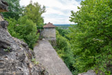 <center>Beauvoir-en-Royans</center>Le château delphinal. Le dessus du pont donnant accès au château.