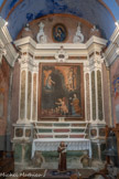 <center>L’église Sainte Marie </center>Autel et retable des Ames du Purgatoire . Retable à pilastres corinthiens surmontés d'un entablement à ressaut. Le tableau du retable représente l'Intercession de la Vierge et de sainte Pétronille en faveur des âmes du Purgatoire secourues par saint Michel. 1er quart 19e siècle. Au premier plan statue de saint Antoine de padoue.