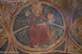 <center>Les fresques de la Collégiale</center>Autrement appelé « Maesta Dimoini » ou « Christ en Majesté », le Christ Pantocrator (sans doute que le globe a été rajouté) est entouré du « tétramorphe », qui représente les quatre évangélistes sous la forme de quatre animaux ailés et auréolés :