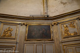 <center>La collégiale Saint-Sauveur. </center>Sur les boiseries du chœur, qui datent du XVIIème. siècle, entourant le grand autel, 4 hauts reliefs en bois doré représentent les 4 évangélistes et leurs symboles traditionnels. A gauche, Marc et le lion, Matthieu et l’homme ailé entourent le tableau du Christ tendant la main à St Pierre au lac de Tibériade