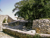 <center>L'oppidum de Nages ou oppidum des Castels</center>