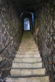 De nos jours, un escalier intérieur  permet d’atteindre la terrasse située au pied de la tour polygonale.