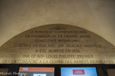 <center>Arc de Triomphe. </center> Inscriptions à l'intérieur de l'Arc de Triomphe relatant la construction du monument.