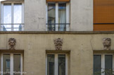 <center>Quartier latin. </center>Maison du XVI, reconnaissable par ses mascarons.
