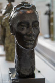 <center>La Regodias.</center>GERMAINE RICHIER (1902-199) 
1938
Bronze
Dépôt de la famille G. Richier (Mme Sylvie Martin-Raget). <br>
« Tout ce que je sais, c’est Bourdelle qui me l’a appris », confie Germaine Richier.
Le maître incite l’élève à voir et à penser en « architecte des formes humaines ».
Du buste de l’élève-modèle Madeleine Charnaux à celui de La Regodias (1938), on retrouve le désir identique de dégager