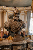 <center>Le grand salon</center>Buste du Roi Henri IV Barthélemy TREMBLAY (1568 – 1629)
Bronze. Vers 1610