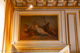 <center>Le salon des tapisseries</center>Quatre dessus de porte représentant les quatre éléments : la Terre, l’Eau, l’Air et le Feu Attribués à Simon JULIEN (1735-1800) Huile sur toile
Vers 1770-1775. L'Eau.
