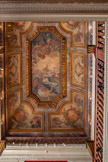 <center>Le salon de musique</center>La peinture du plafond est signée par un des peintres décorateurs les plus recherchés de l'époque, Pierre-Victor Galland. Il a représenté un Apollon protecteur des arts. Ainsi, le dieu des Arts et de la Musique préside aux destinées de cette maison.