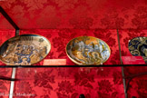 <center></center>Coupe sur pied bas : La Nativité Ateliers de DERUTA
Faïence peinte et décors en relief.
XVIe siècle.
<br> Coupe à décor : Scène de chasse avec cavaliers. Attribuée à Giacomo PAOLAVVI, ateliers GUBBIO. Faïence
Vers 1510-1515.