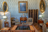 <center>L'antichambre </center>Située entre les deux chambres à coucher, l’antichambre était le lieu de rencontre intime privilégié du couple. Chaque matin, ils prenaient leur petit-déjeuner, entourés de portraits de famille. Parmi ceux-ci, figure en bonne place celui que Nélie fit d’Edouard en 1872 et qui fut l’occasion de leur première rencontre. Le souvenir d’Edouard André y est marqué. <br> Portrait d’Ernest André. Franz-Xaver WINTERHALTER (1805-1873)
Huile sur toile
1843. <br>
Portrait d’Édouard André. Nélie JACQUEMART (1841-1912)
Huile sur toile. 1872.
<br>Portrait de Madame Alfred André, née Alice Joly de Bammeville Hermann WINTERHALTER (1808-1891)
Huile sur toile.
Vers 1858.