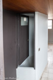 <center>Immeuble Le Corbusier</center>La chambre d’ami est essentiellement destinée aux séjours parisiens de la mère de
Le Corbusier. Elle est dotée d’une douche et d’un lavabo.