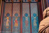 <center>Chapelle de Louis IX</center>Peintures murales.
D'après Eugène Viollet-le-Duc, architecte, vers 1864.
Sainte Clotilde, reine des francs (v. 475-545) ;
Sainte Radegonde, reine des francs (v. 520-587) ;
Bienheureuse Isabelle de France, religieuse Clarisse (1225-1270) ;
Sainte Jeanne de Valois, reine de France (1464-1505).