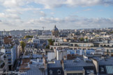 <center>Le Panthéon.</center>Le clocher de l'église de Gentilly et donc la Cité Internetionale Universitaire, l'église du Val-de-Grâce et  Le dôme de l'observatoire de Paris.