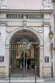 <center>Galerie Vivienne.</center>  L'entrée rue Vivienne.